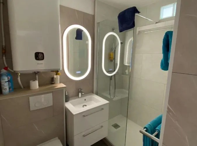 Lägenhet Front De Avec Vue Panoramique !